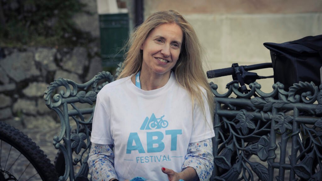 Stefania Anetrini, relazioni istituzionali Poste Italiane