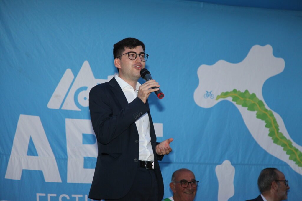 Stefano Fortunato dell’ufficio piccoli comuni Poste Italiane
